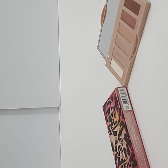 40% SALE! ✅Urban Decay #SIN  Naked Mini Eyeshadow Palette ✨ NEW IN BOX - Picture 6 of 10